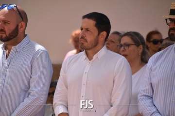 La Viña procesiona a su patrona en la despedida de sus fiestas patronales/Francisco Javier Santana y TA.
